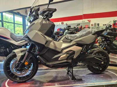Honda X-ADV 750 (2025 - 26) nuova