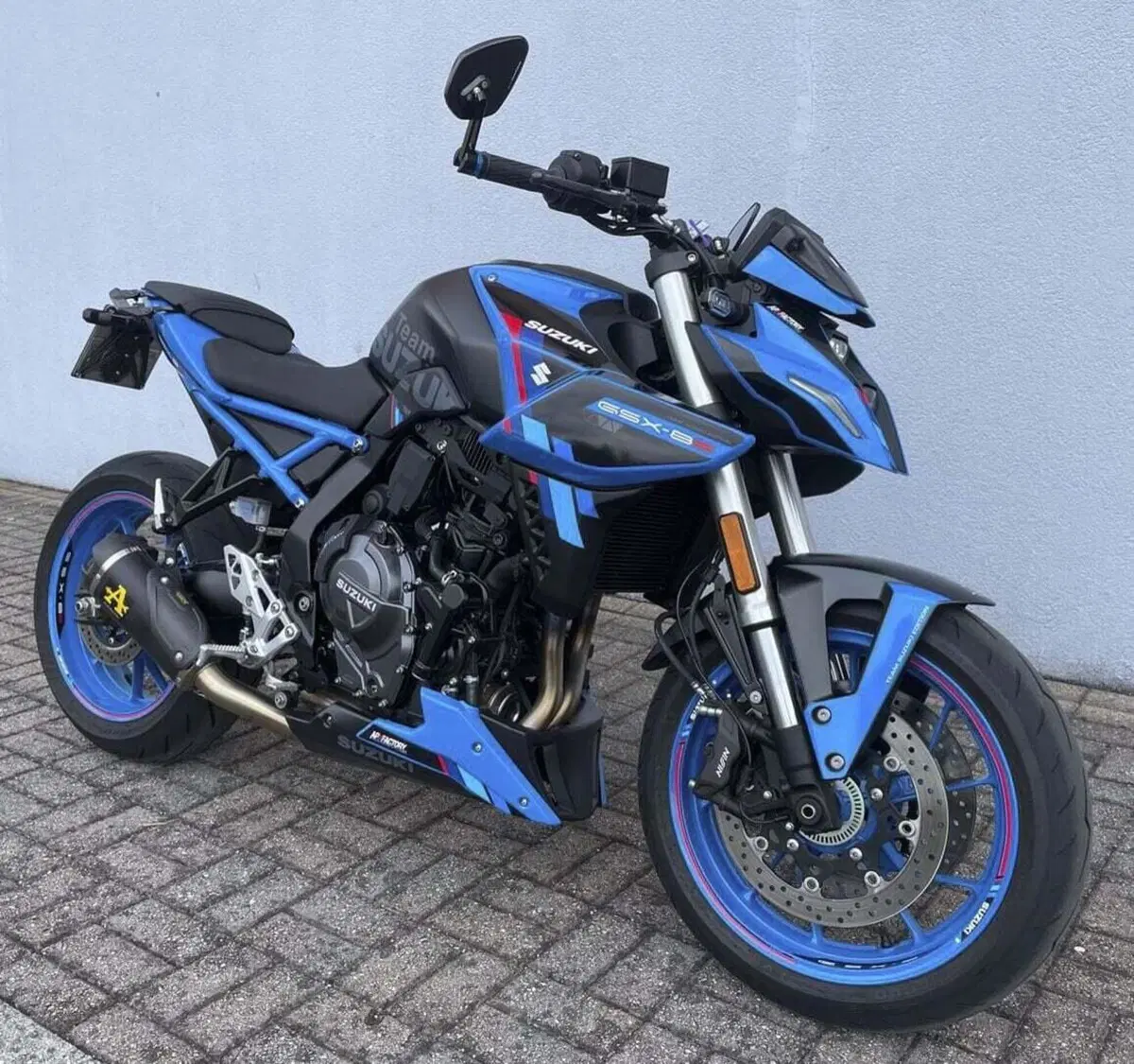 Suzuki GSX-8S (2023 - 24)