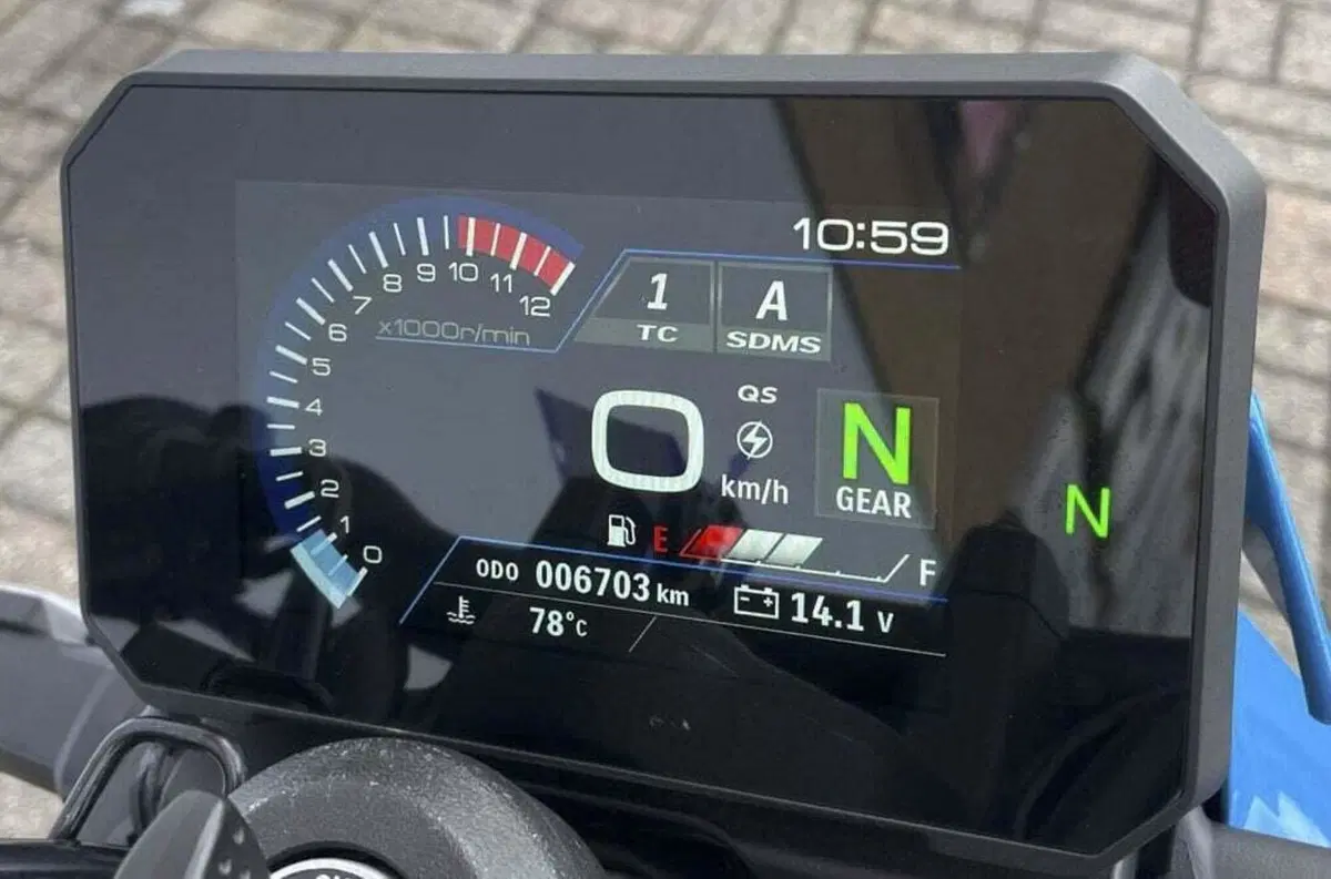 Suzuki GSX-8S (2023 - 24) (7)
