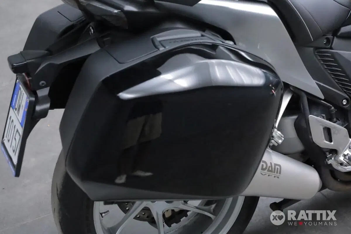 Honda VFR 1200 F ABS (2009 - 16) (8)