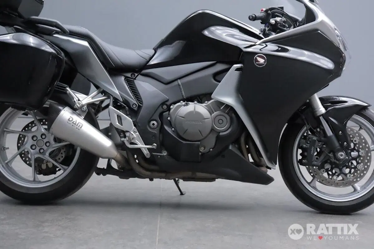 Honda VFR 1200 F ABS (2009 - 16) (10)