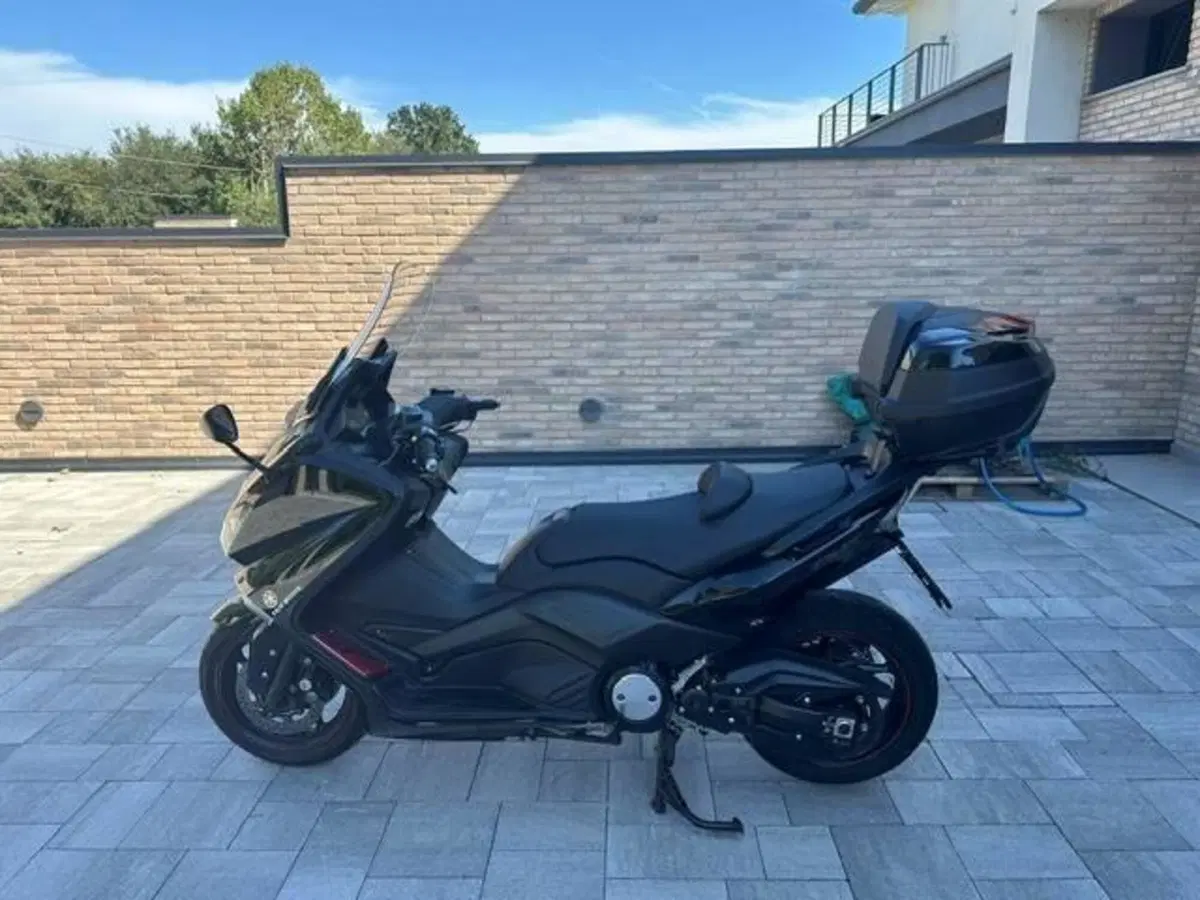 Yamaha T-Max 530 (2012 - 14) (4)