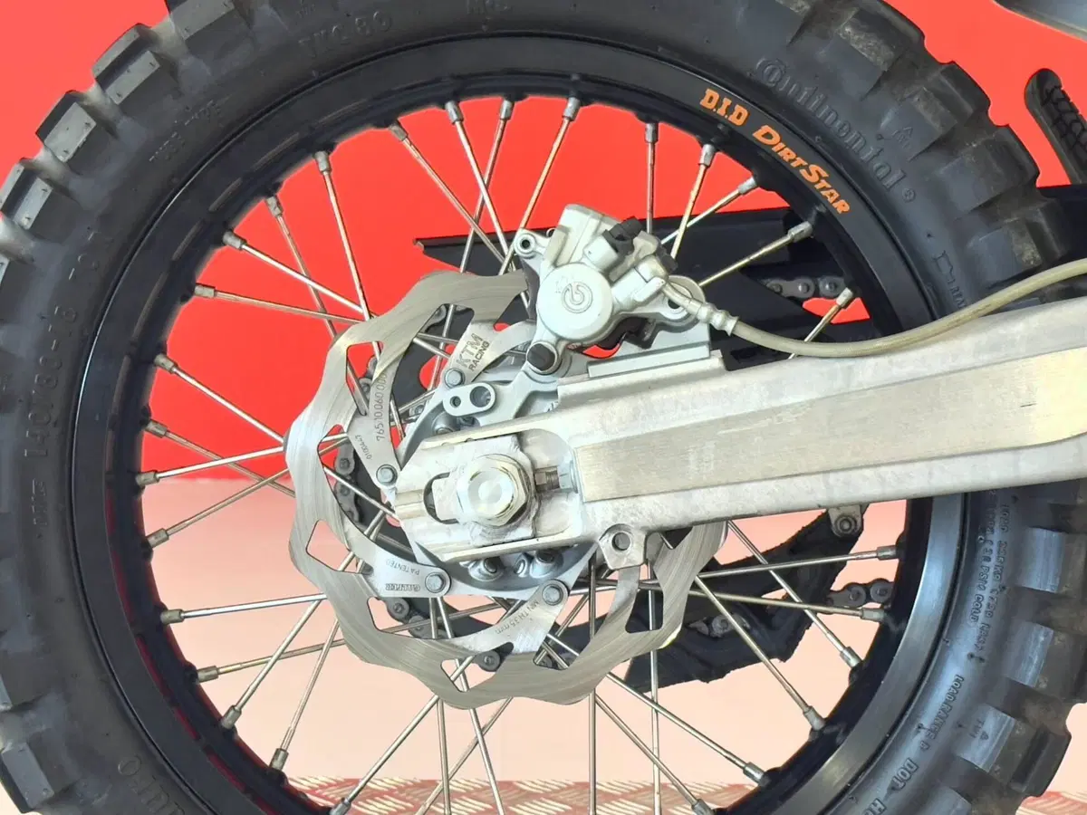 KTM 690 Enduro R (2012 - 17) (9)