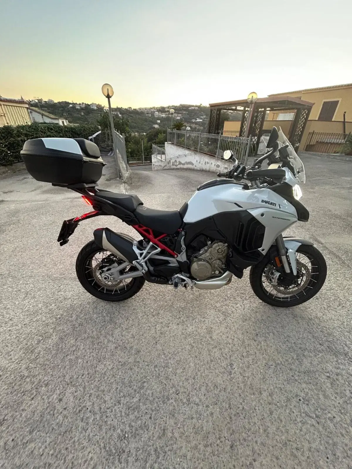 Ducati Multistrada V4 S (2021 - 24) (3)