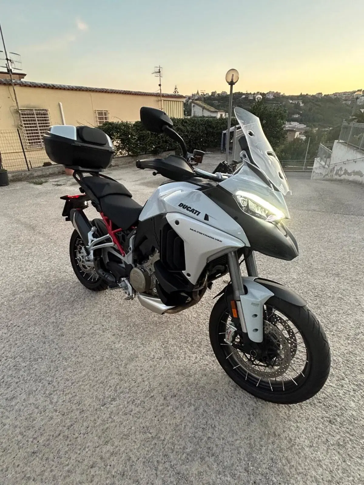 Ducati Multistrada V4 S (2021 - 24) (5)