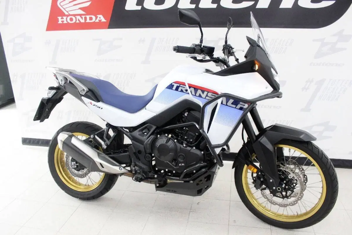 Honda Transalp XL750 (2025) (3)