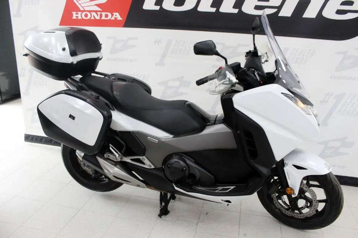 Honda Integra 750 DCT (2016 - 17) (3)