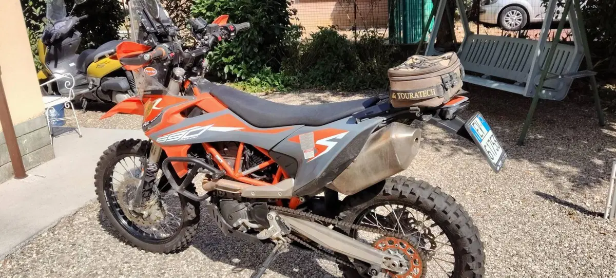KTM 690 Enduro R (2021) (6)
