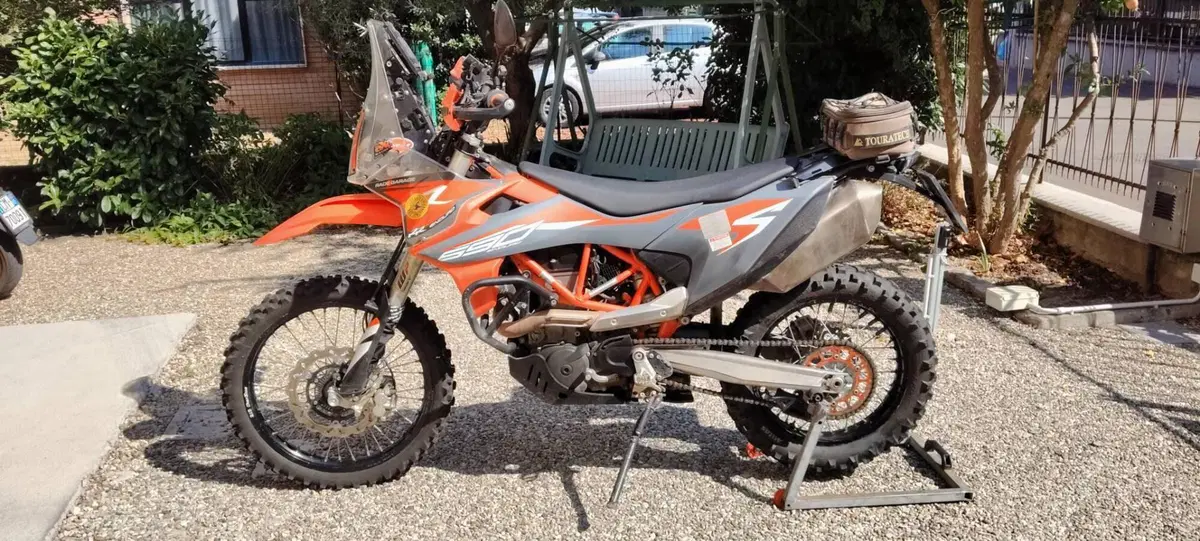 KTM 690 Enduro R (2021) (7)