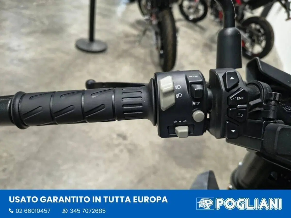 CFMOTO 300NK (2021 - 26) (7)