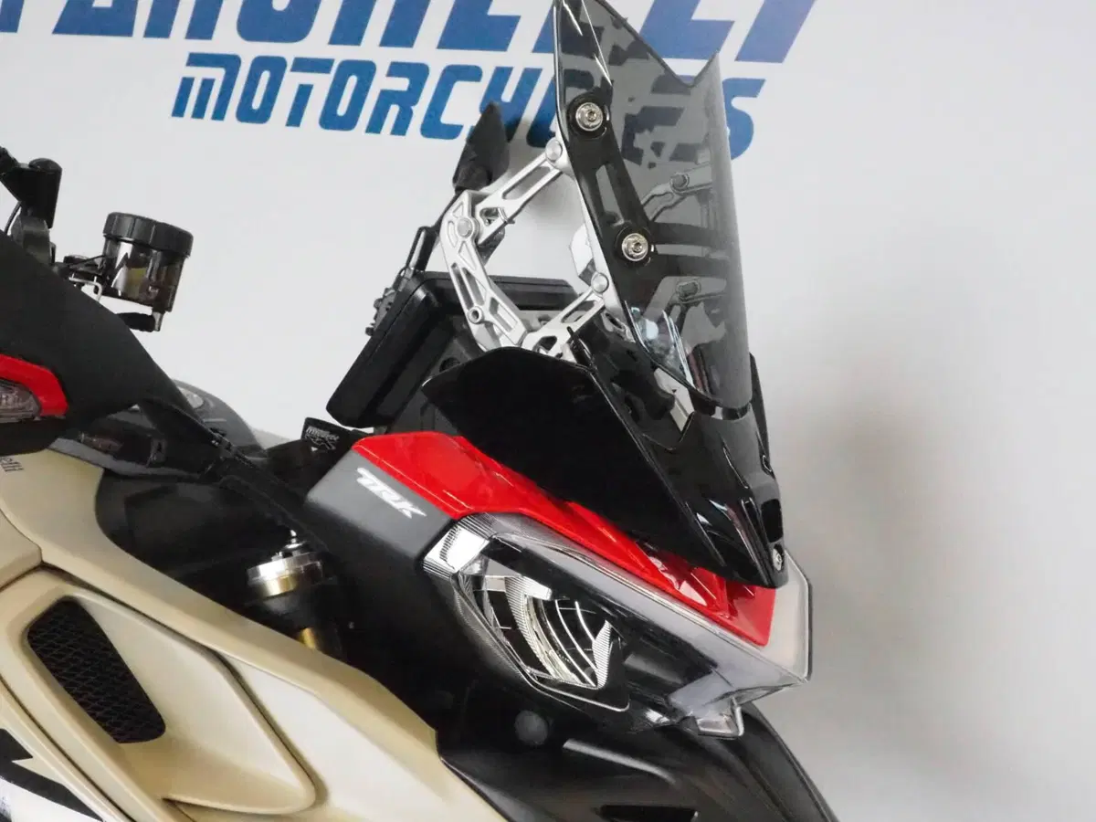 Benelli TRK 902 Xplorer (2026) (5)