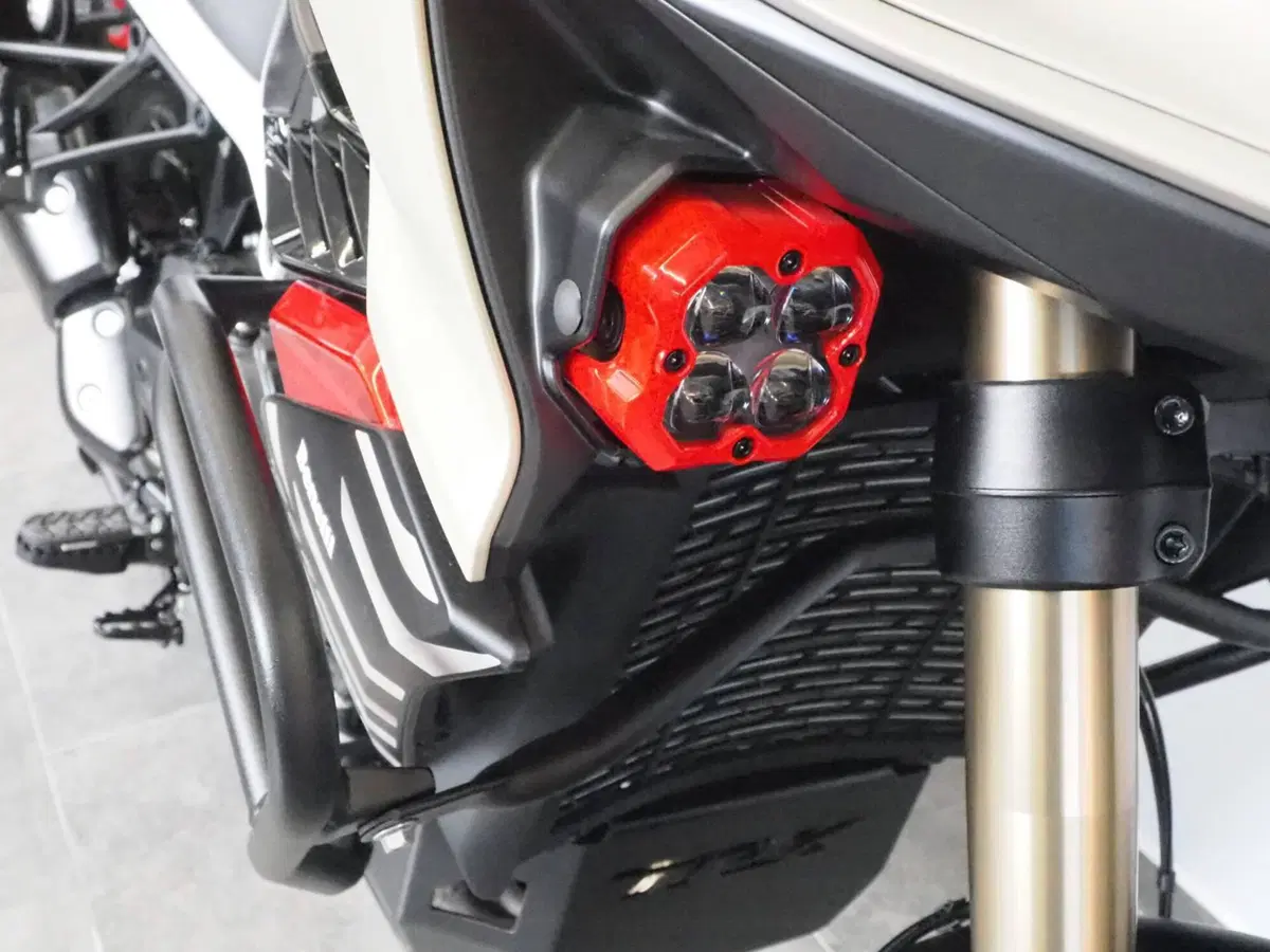 Benelli TRK 902 Xplorer (2026) (6)