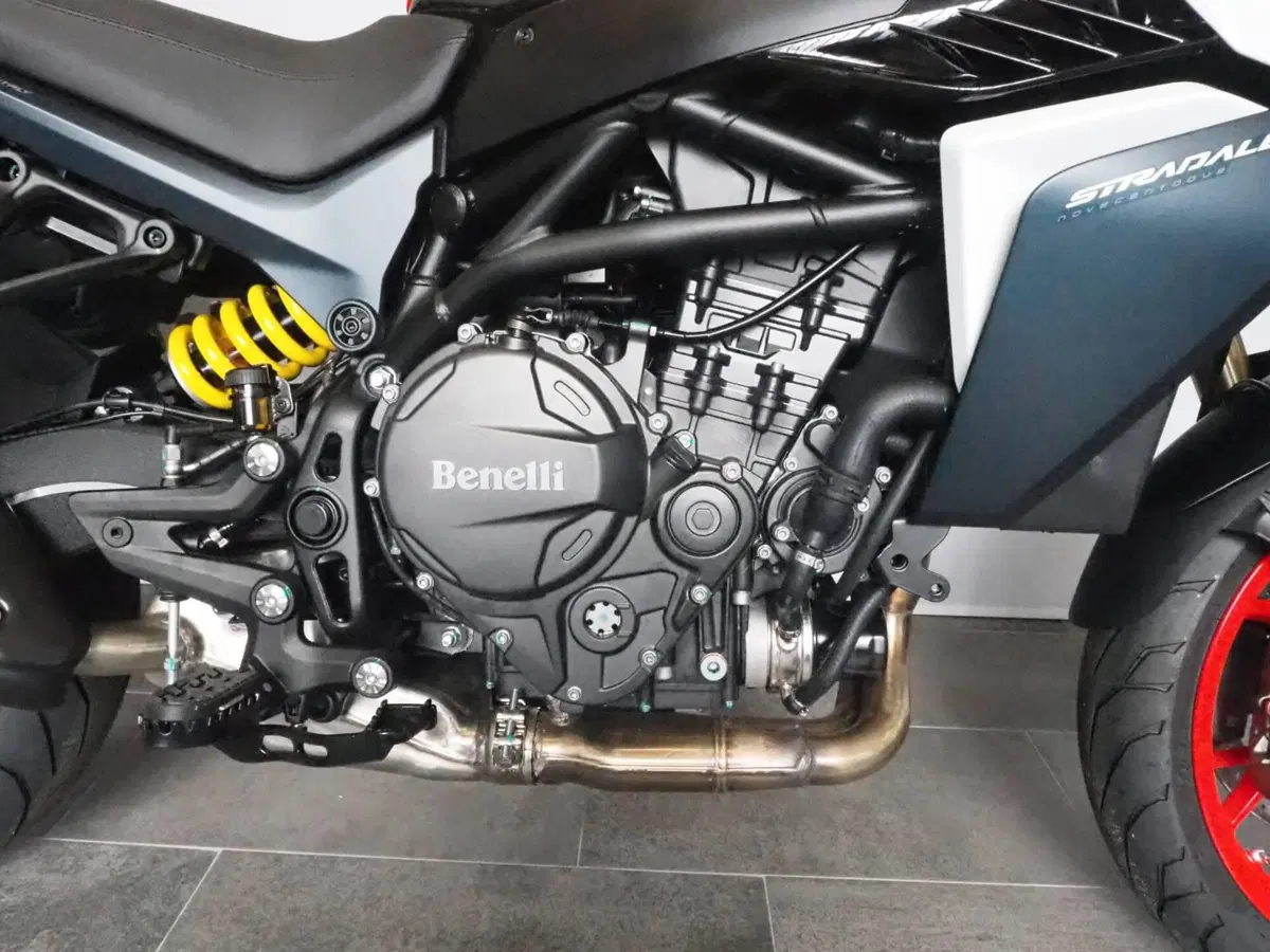 Benelli TRK 902 Stradale (2026) (2)