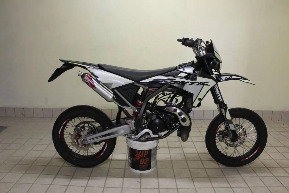 Fantic Motor Motard 50 Performance 2t (2020)