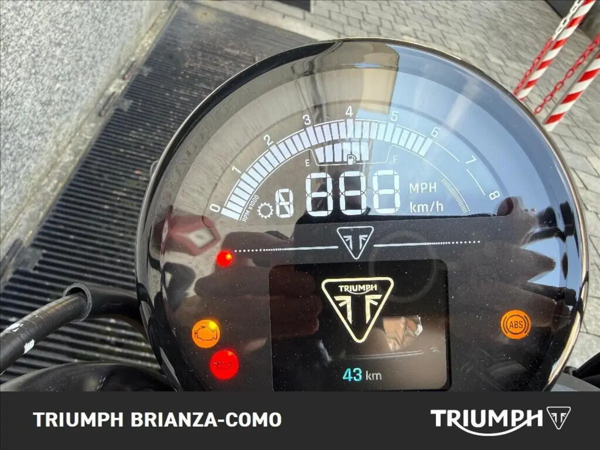 Triumph Scrambler 900 (2026) (6)