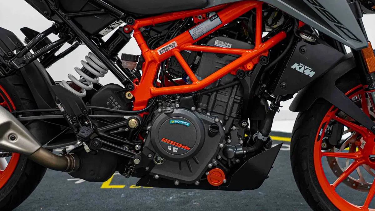 KTM 390 Duke (2021 - 23) (18)