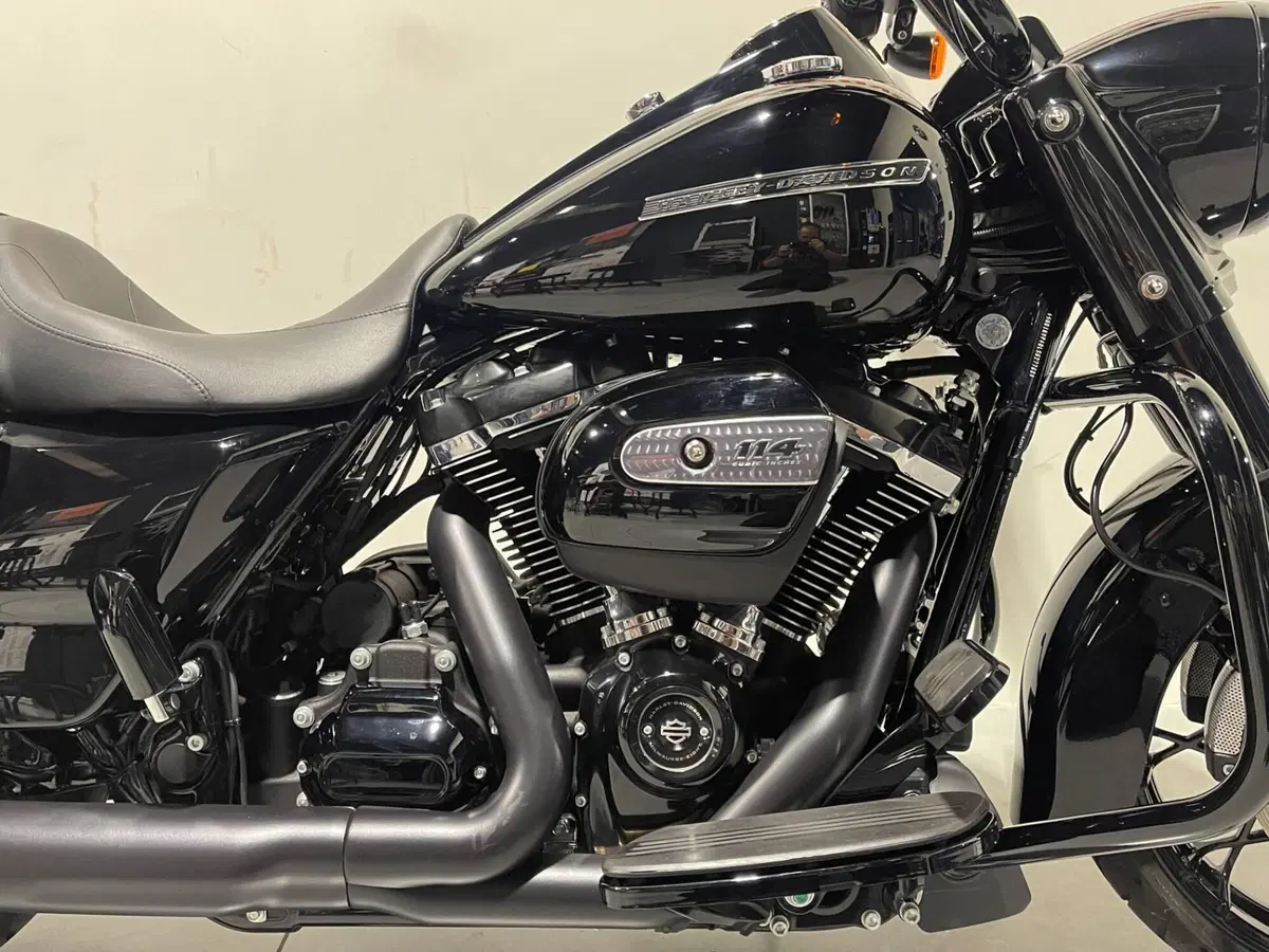 Harley-Davidson 114 Road King Special (2019 - 20) - FLHR (4)