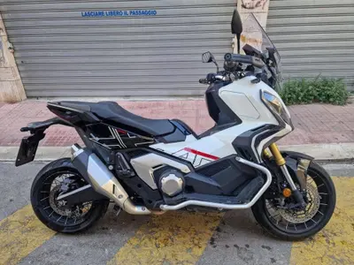 Honda X-ADV 750 DCT (2021 - 24) usata