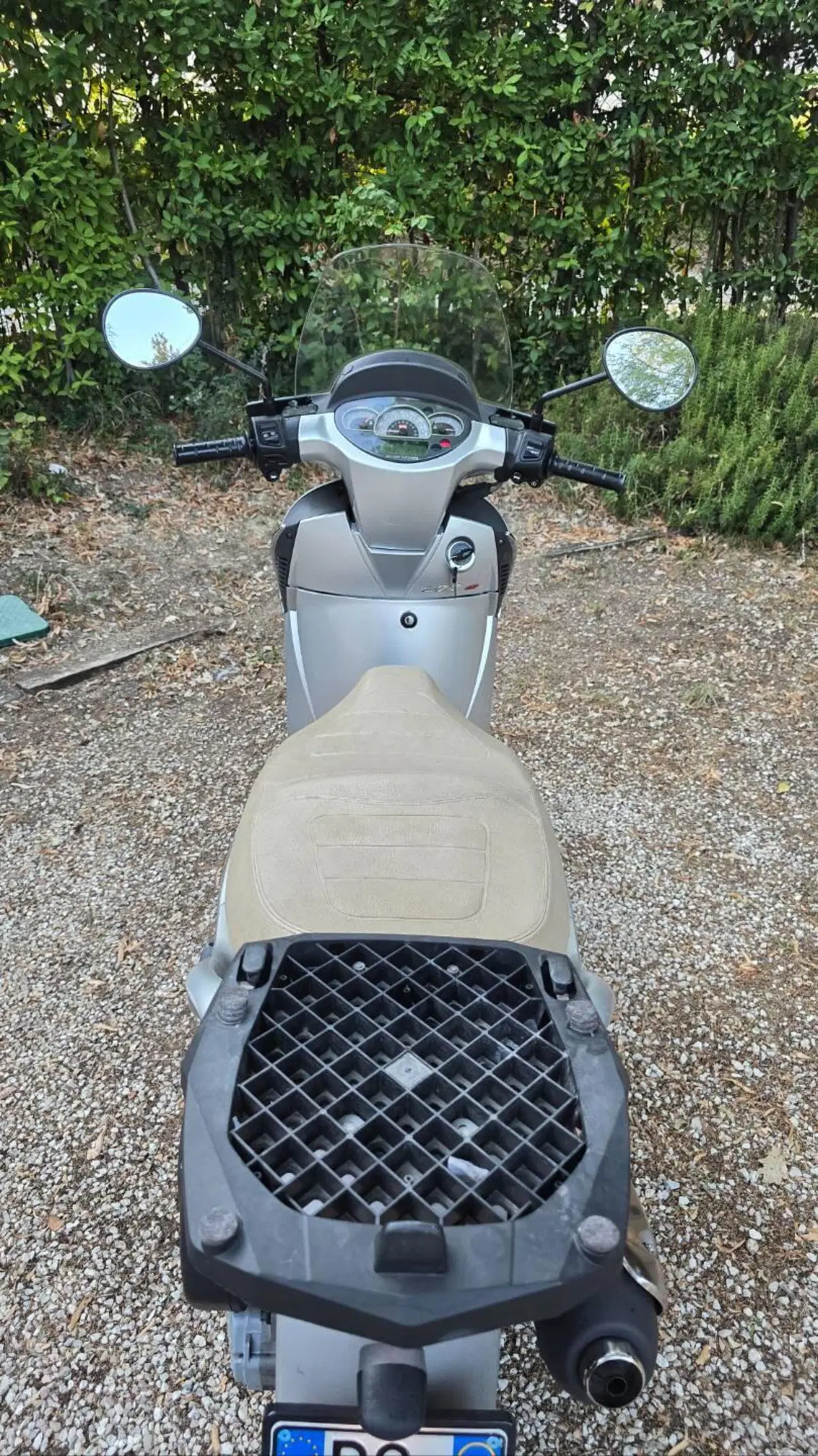 Aprilia Scarabeo 200 i.e. (2009 - 11) (7)