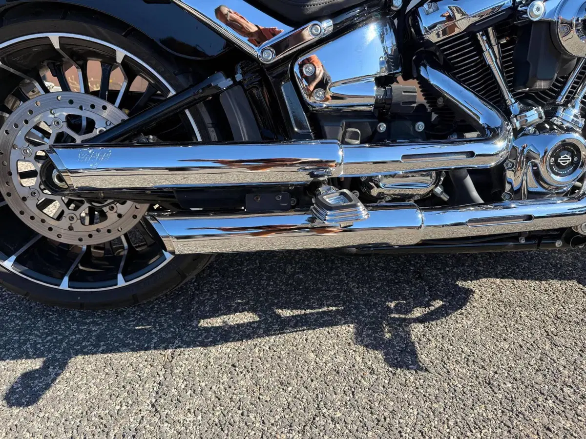 Harley-Davidson Breakout 117 (2023 - 24) (13)
