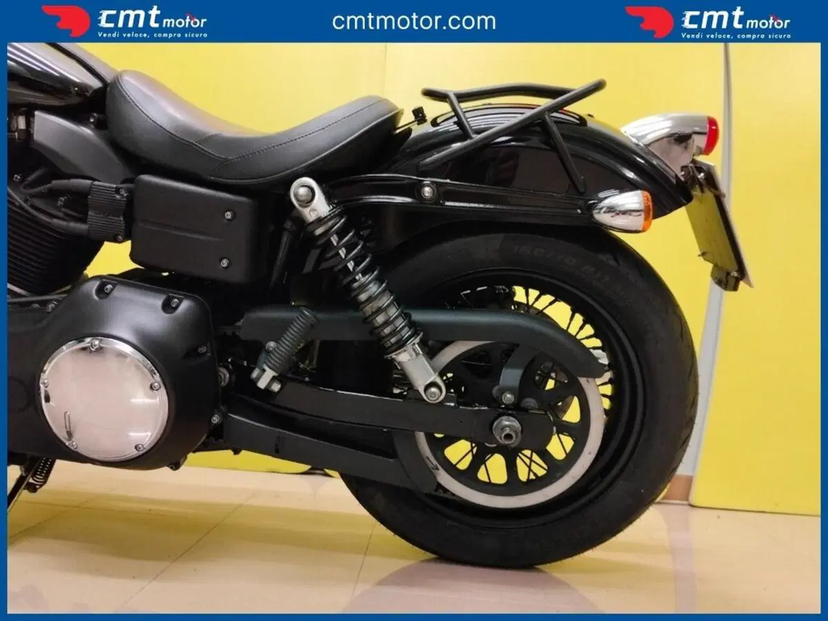 Harley-Davidson 1584 Street Bob (2008 - 15) - FXDB (9)