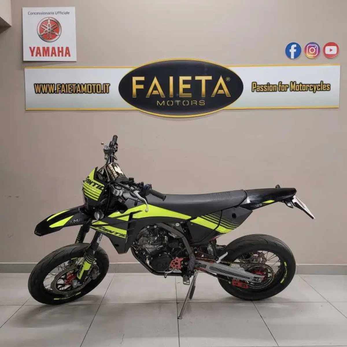 Fantic Motor XMF 125 Motard Performance 4T (2023 - 24)