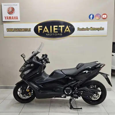 Yamaha T-Max 560 Tech Max (2022 - 24) usata