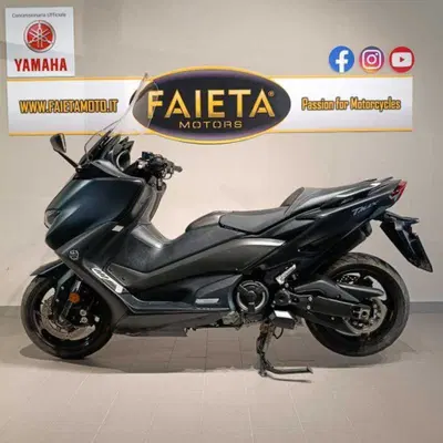 Yamaha T-Max 560 (2020 - 21) usata
