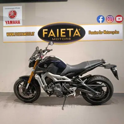 Yamaha MT-09 (2013 - 15) usata