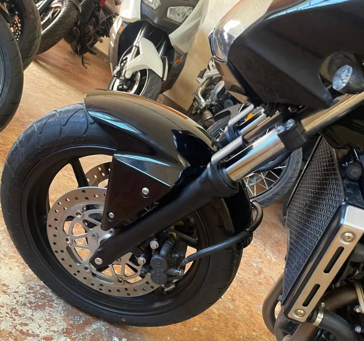 Kawasaki Z 750 (2003 - 06) (16)