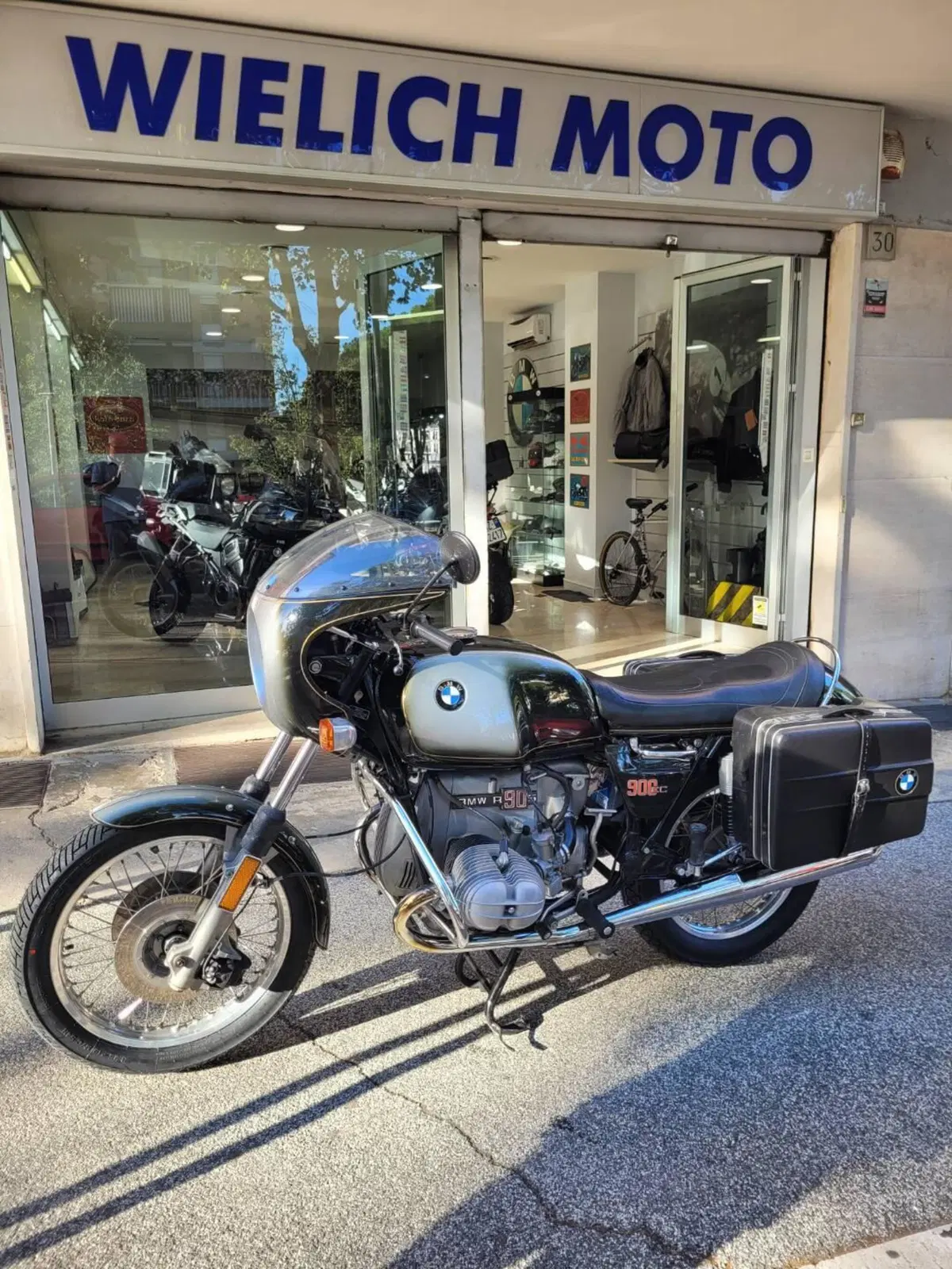 Bmw R90s (10)
