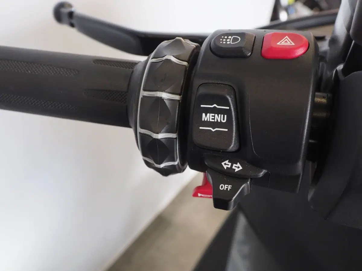 Bmw C 400 GT (2021 - 24) (8)