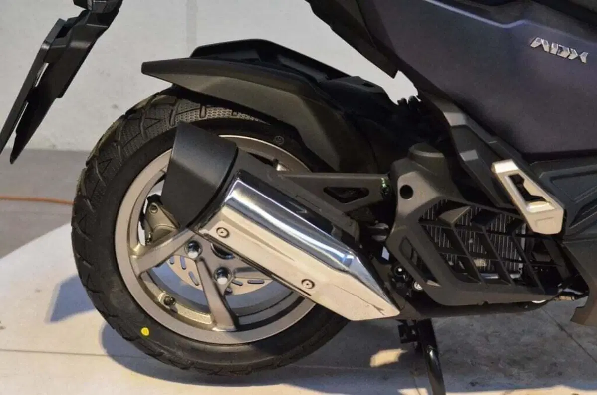 Sym ADX 125 (2025 - 26) (2)