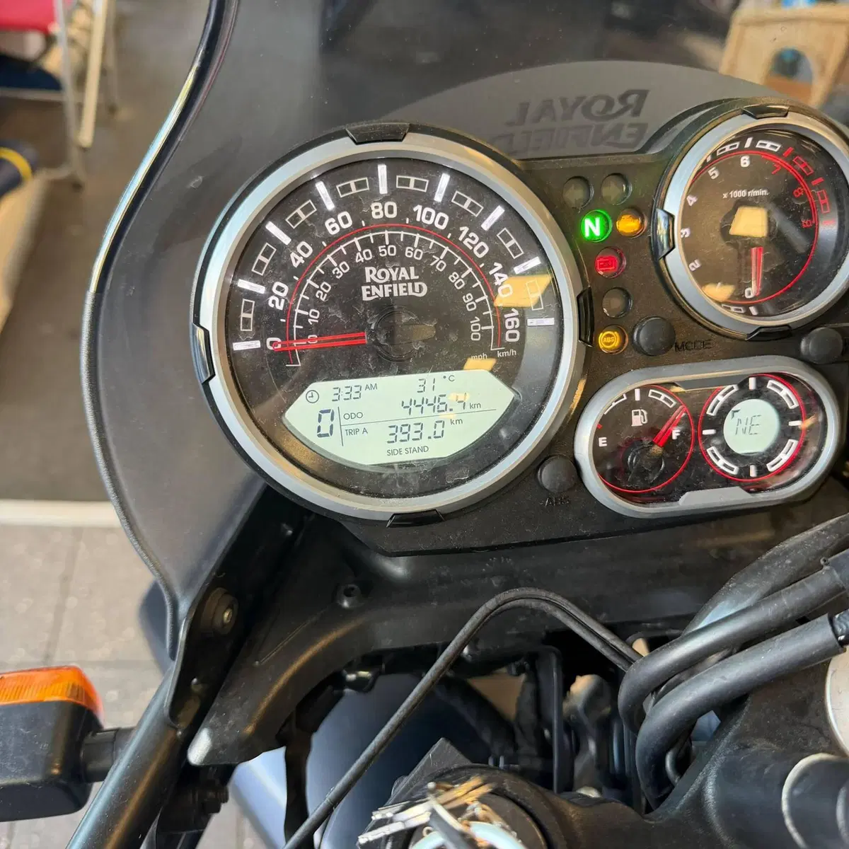Royal Enfield Himalayan 411 (2021 - 24) (4)