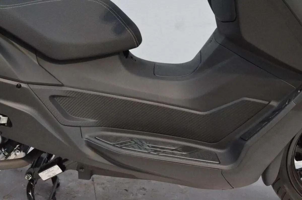 Sym Joymax 300 Z (2025 - 26) (3)
