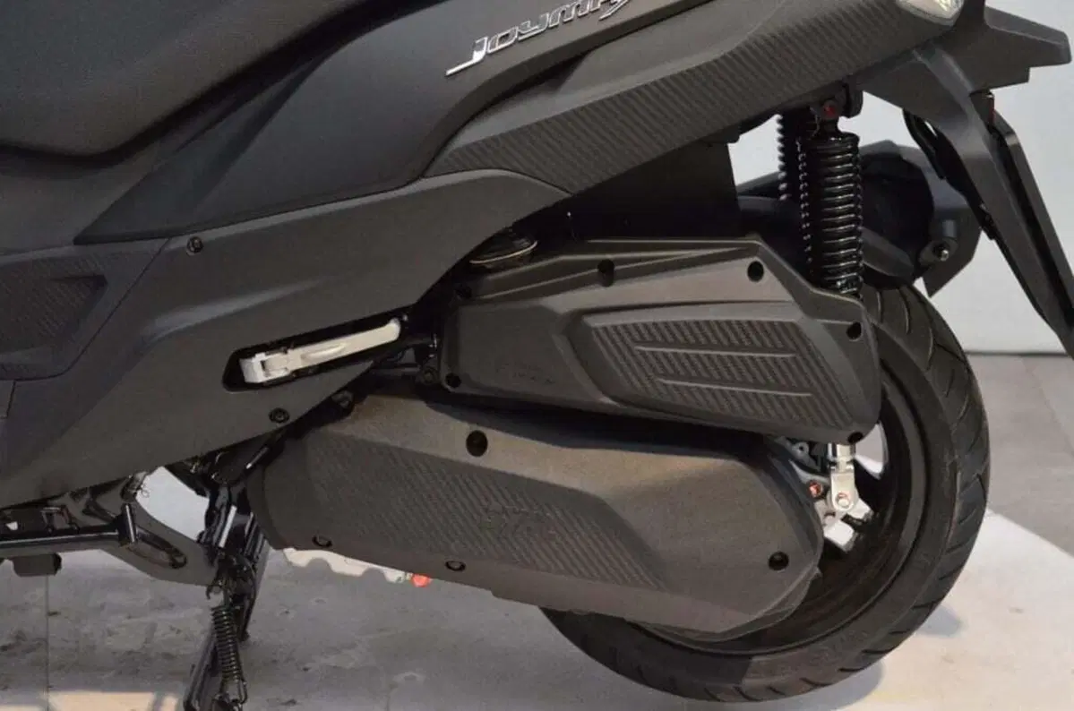 Sym Joymax 300 Z (2025 - 26) (12)