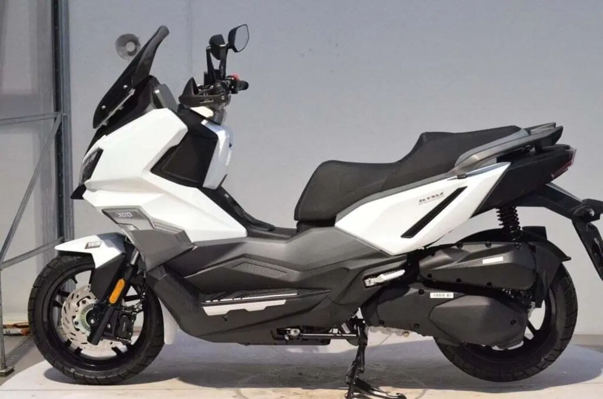 Sym ADX 300 (2024 - 26) (2)