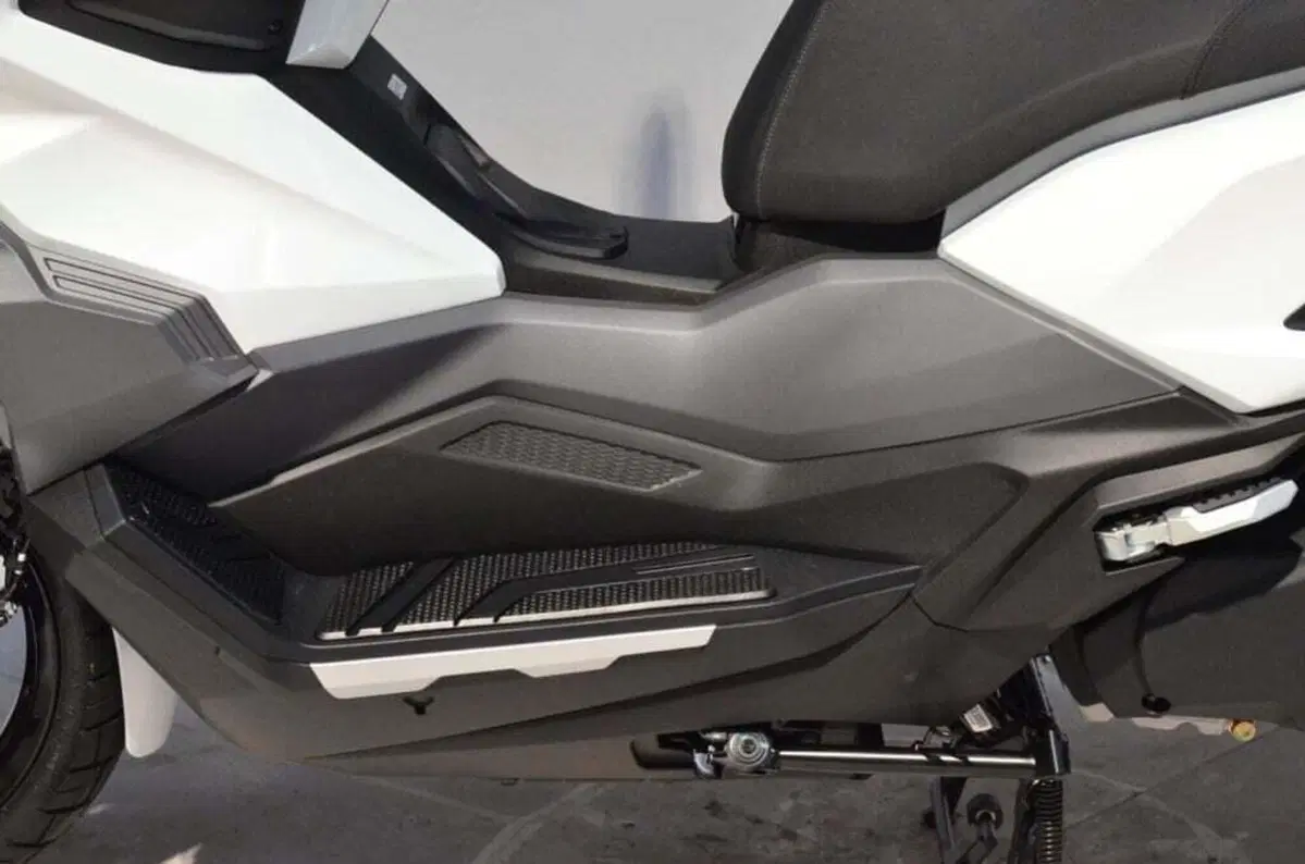 Sym ADX 300 (2024 - 26) (4)