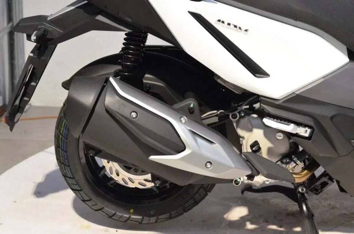 Sym ADX 300 (2024 - 26) (6)