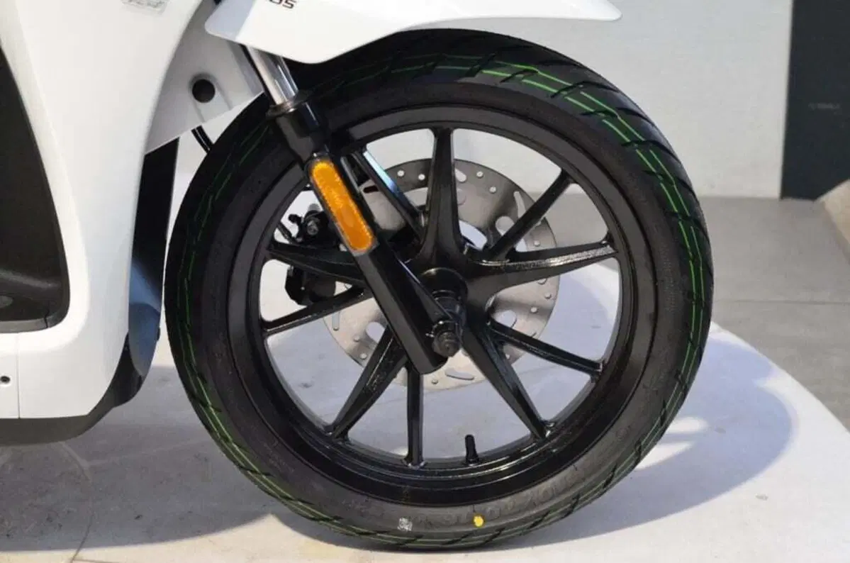 Sym Symphony 125 ST (2025 - 26) (4)