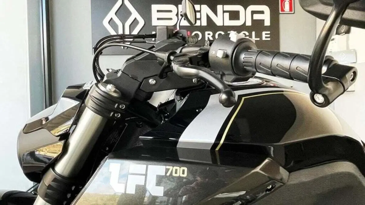 Benda Motorcycles LFC 700 (2024 - 26) (10)