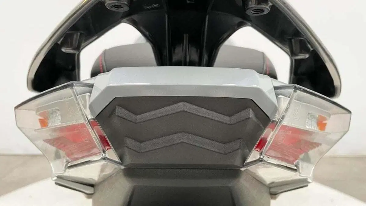 Sym Jet X 125 (2025 - 26) (7)