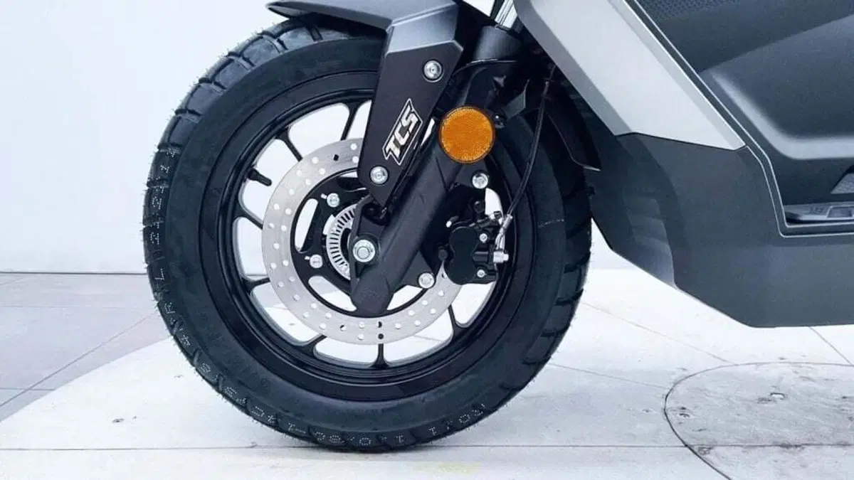 Voge Sfida SR1 ADV (2023 - 26) (5)
