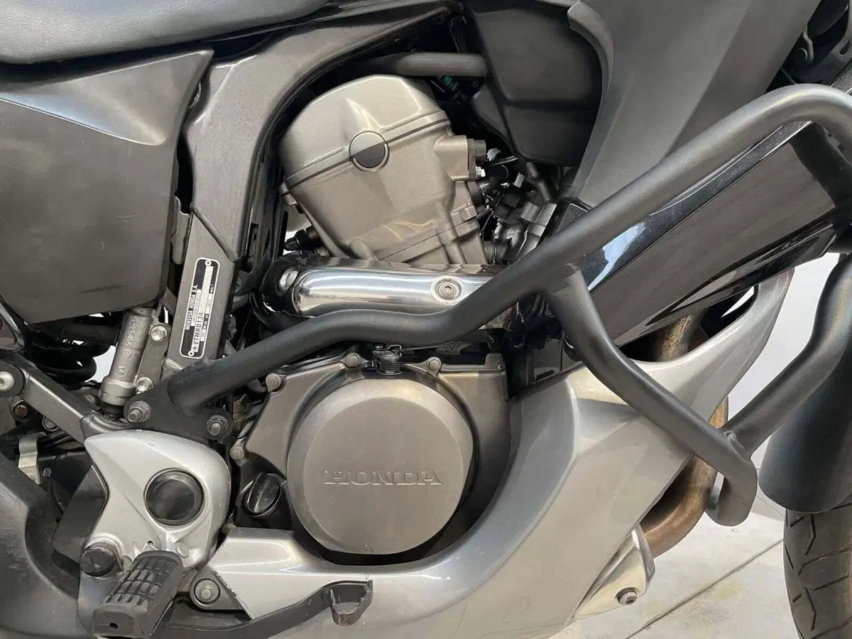 Honda Transalp XL 700 V (2007 - 13) (6)