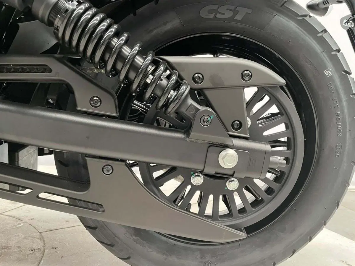 Benda Motorcycles Chinchilla 350 CVT Neo (2026) (14)