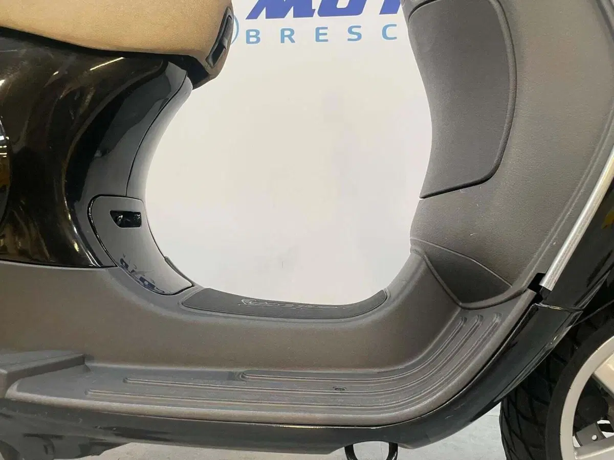 Vespa LX 50 4T (2009 - 14) (4)