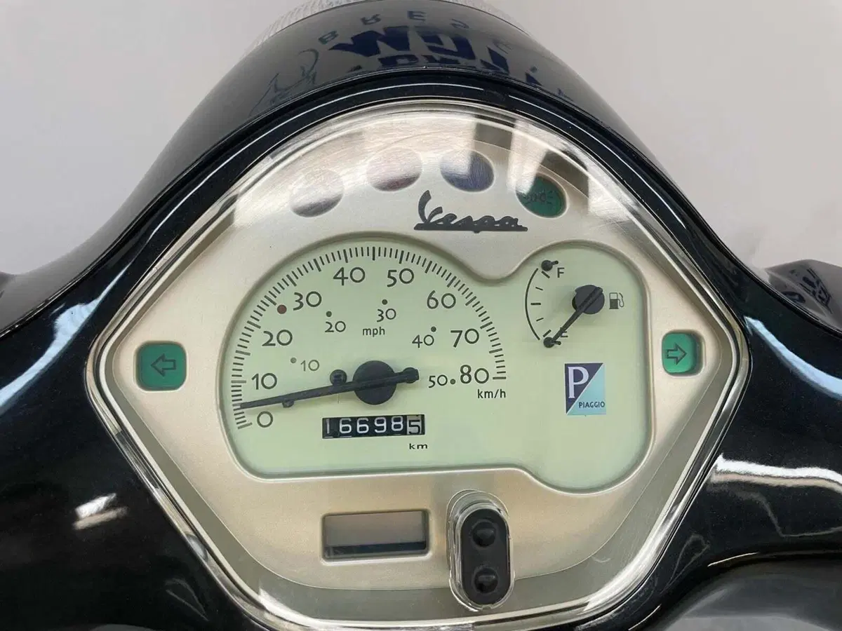 Vespa LX 50 4T (2009 - 14) (11)