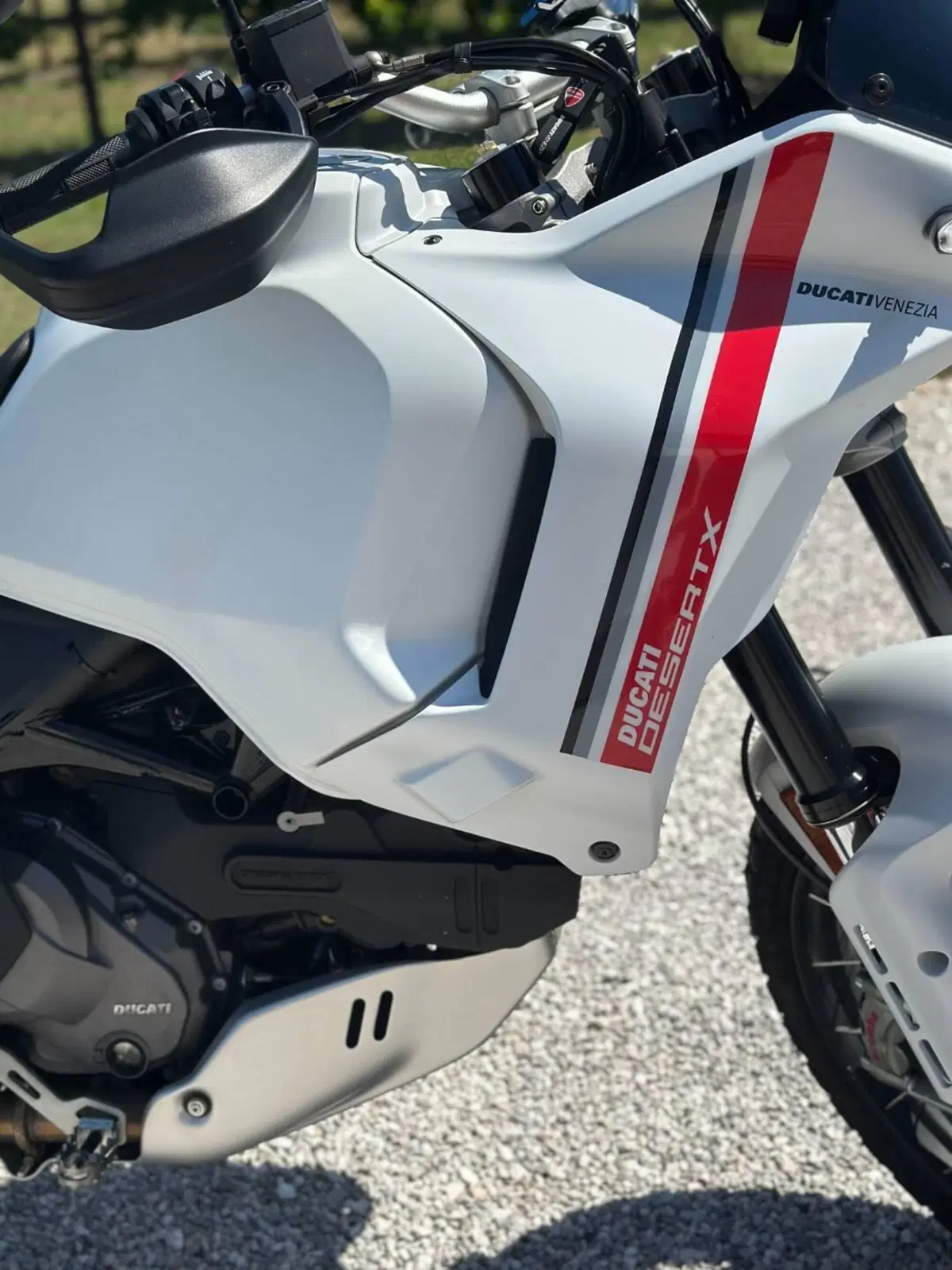 Ducati DesertX (2022 - 25) (12)