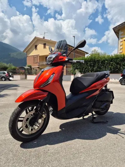 Piaggio Beverly 300 S ABS-ASR (2021 - 25) usata