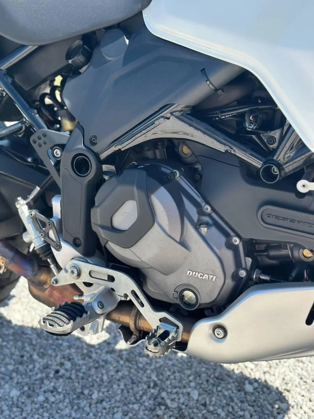 Ducati DesertX (2022 - 25) (14)
